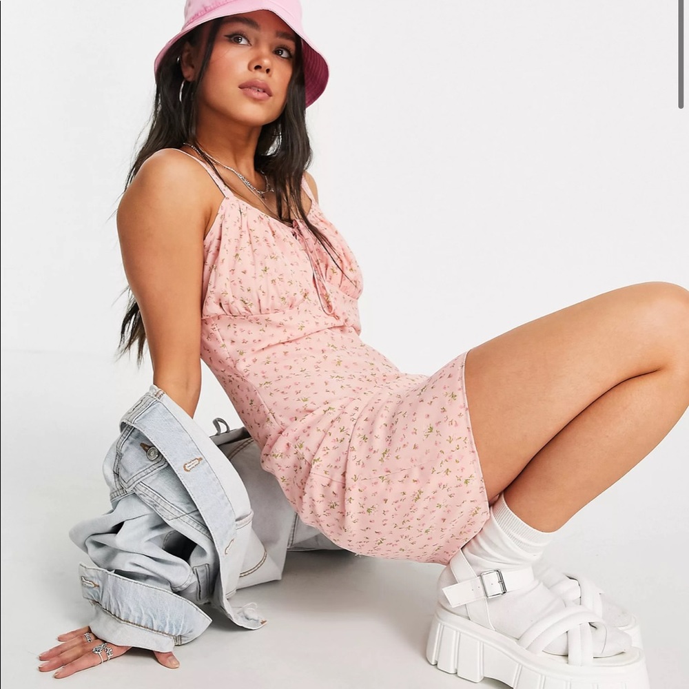Heartbreak tie front floral mini dress